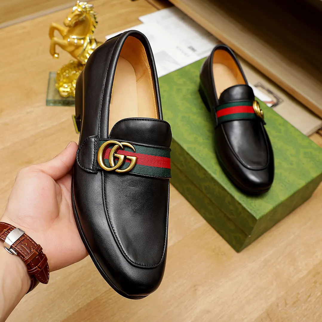 Classic design shiny black g&stripes formal dress slip on shoes