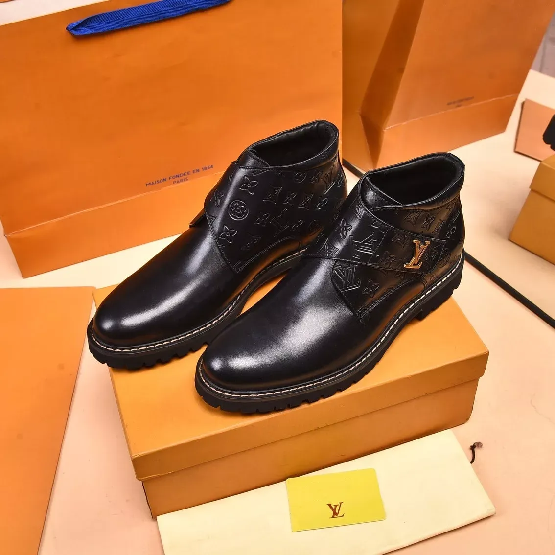 Black Classic Fashion Boots