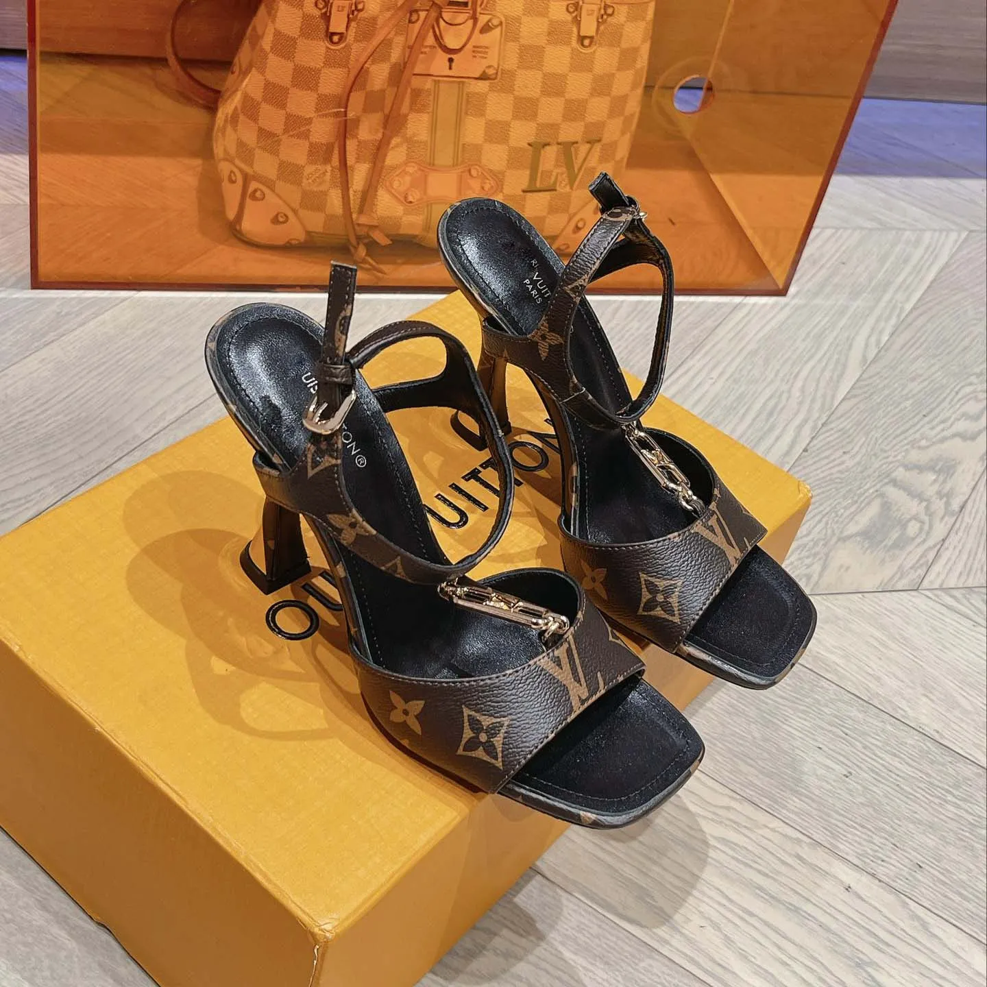 New Fashion Ladies Loafers