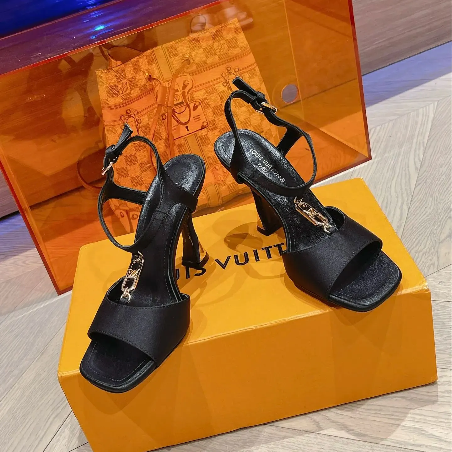 New Fashion Ladies Loafers