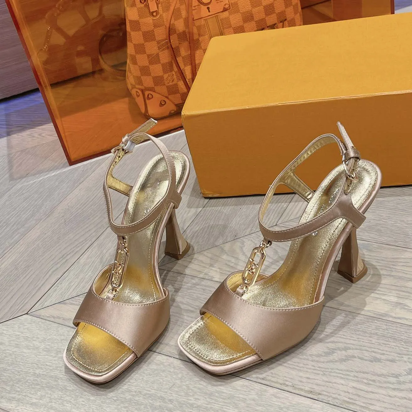 New Fashion Ladies Loafers