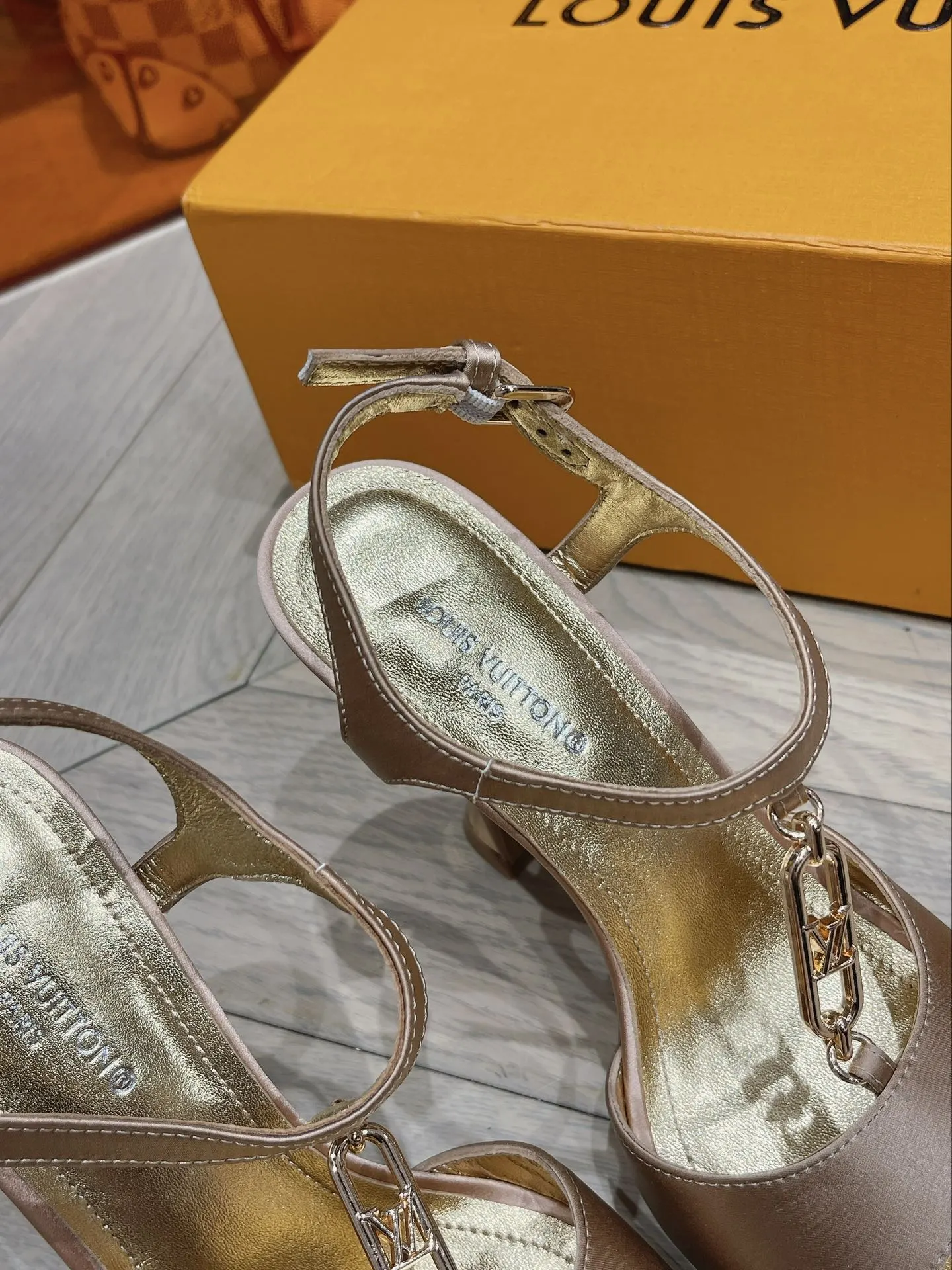 New Fashion Ladies Loafers