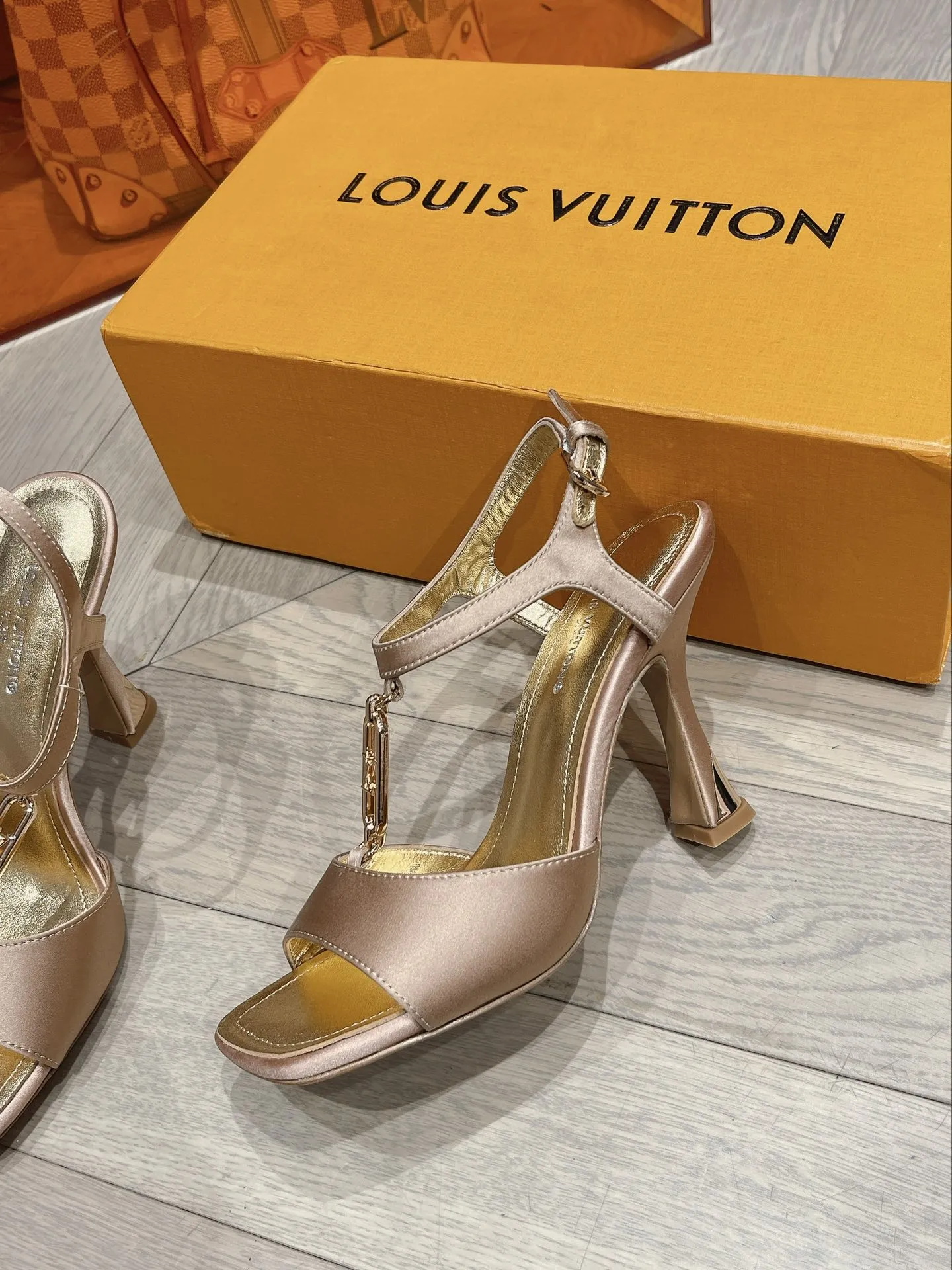 New Fashion Ladies Loafers