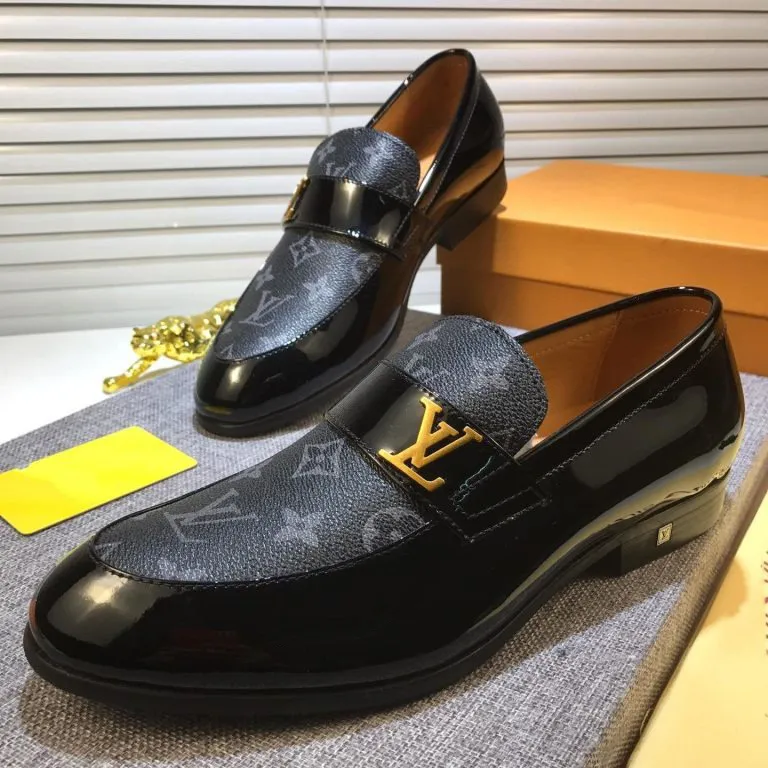 Men's Classic Dress Shoes