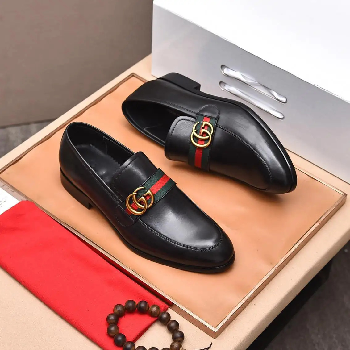 Classic Fashion Loafers Versatile Leather Shoes
