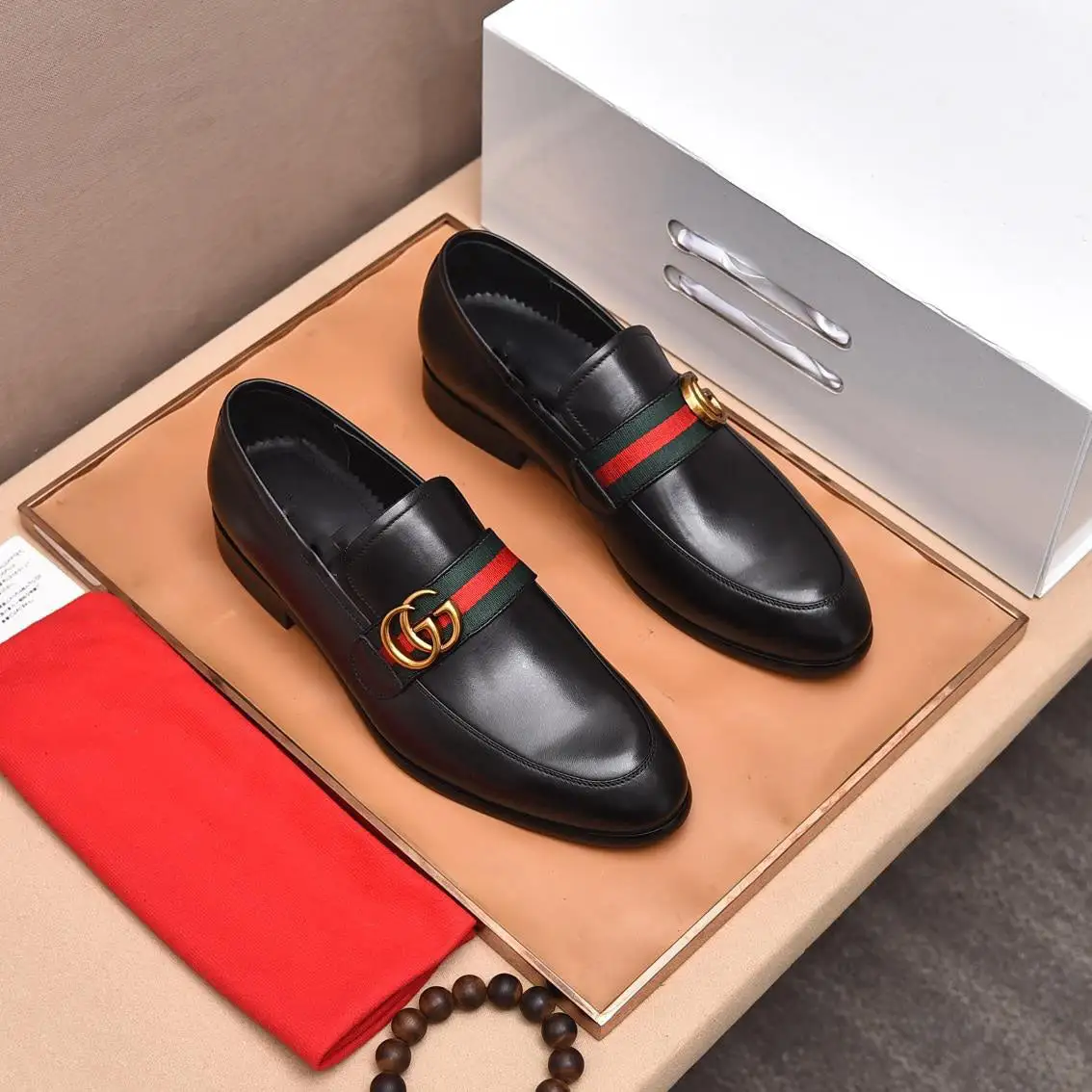 Classic Fashion Loafers Versatile Leather Shoes