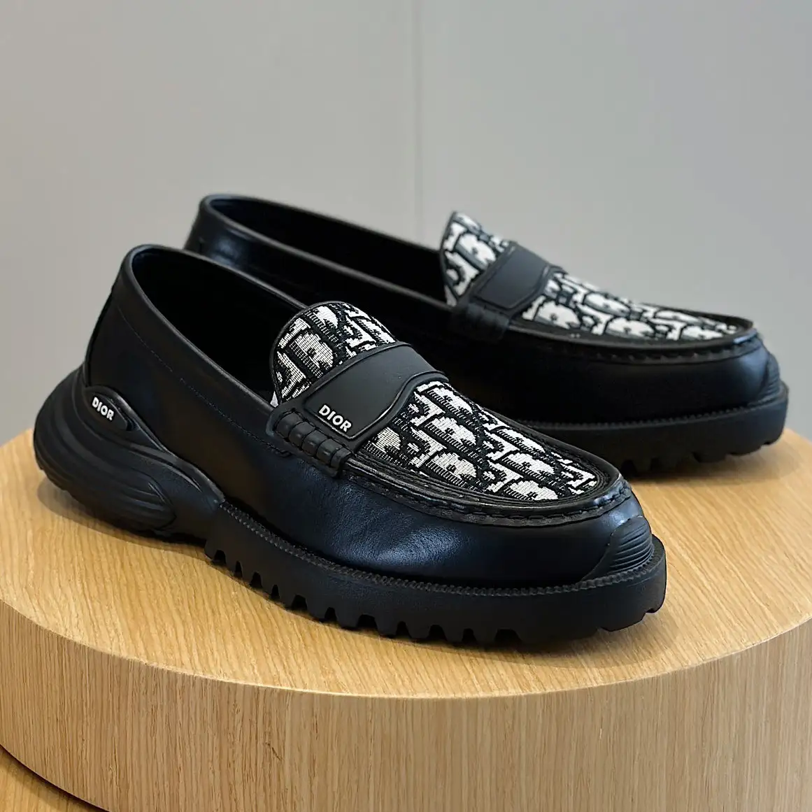 New Old Flower Men's Loafers