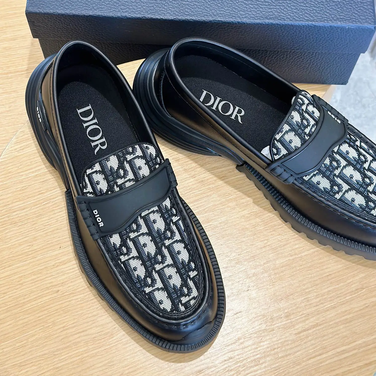 New Old Flower Men's Loafers