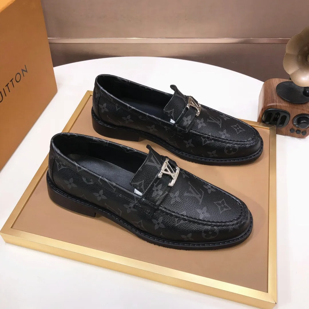 Luxury Men's Classic Slip On Shoes