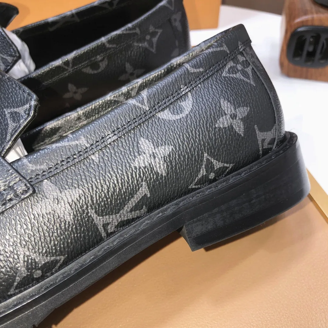 Luxury Men's Classic Slip On Shoes