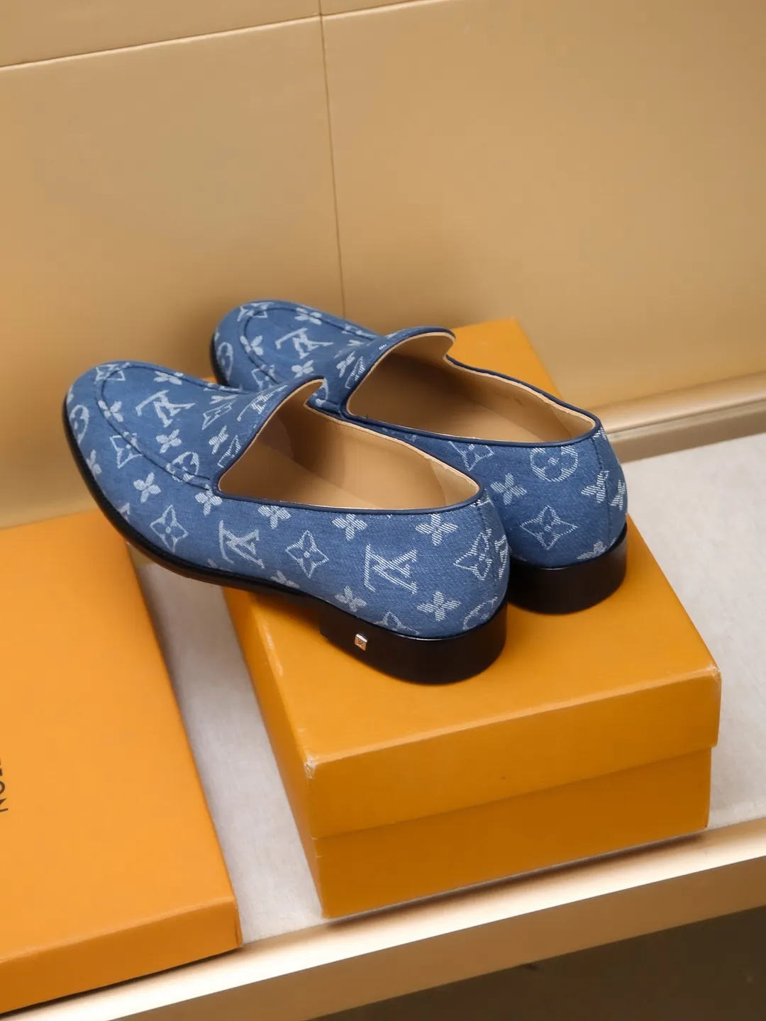 Luxury Men's Classic Slip On Shoes