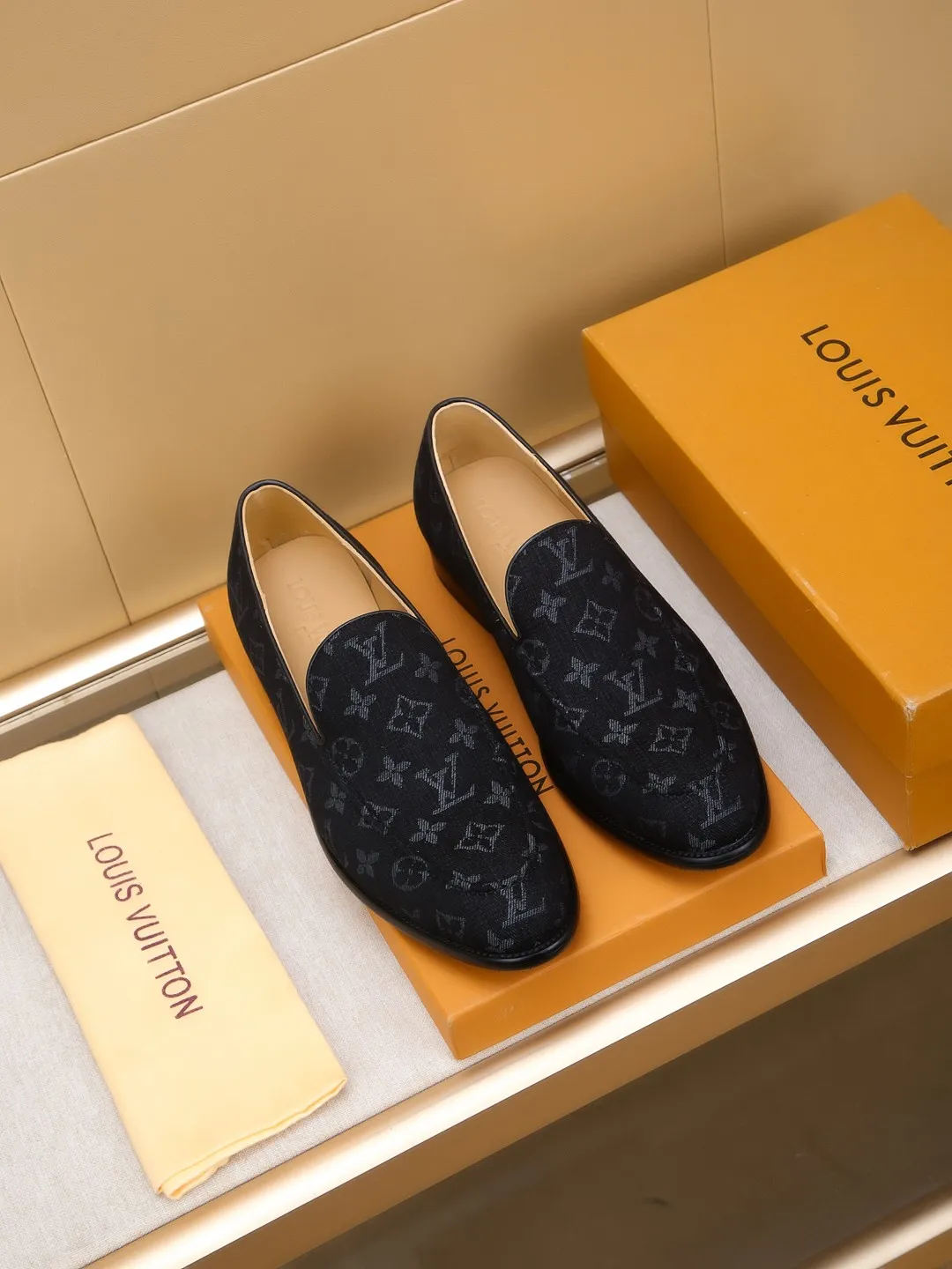 Luxury Men's Classic Slip On Shoes