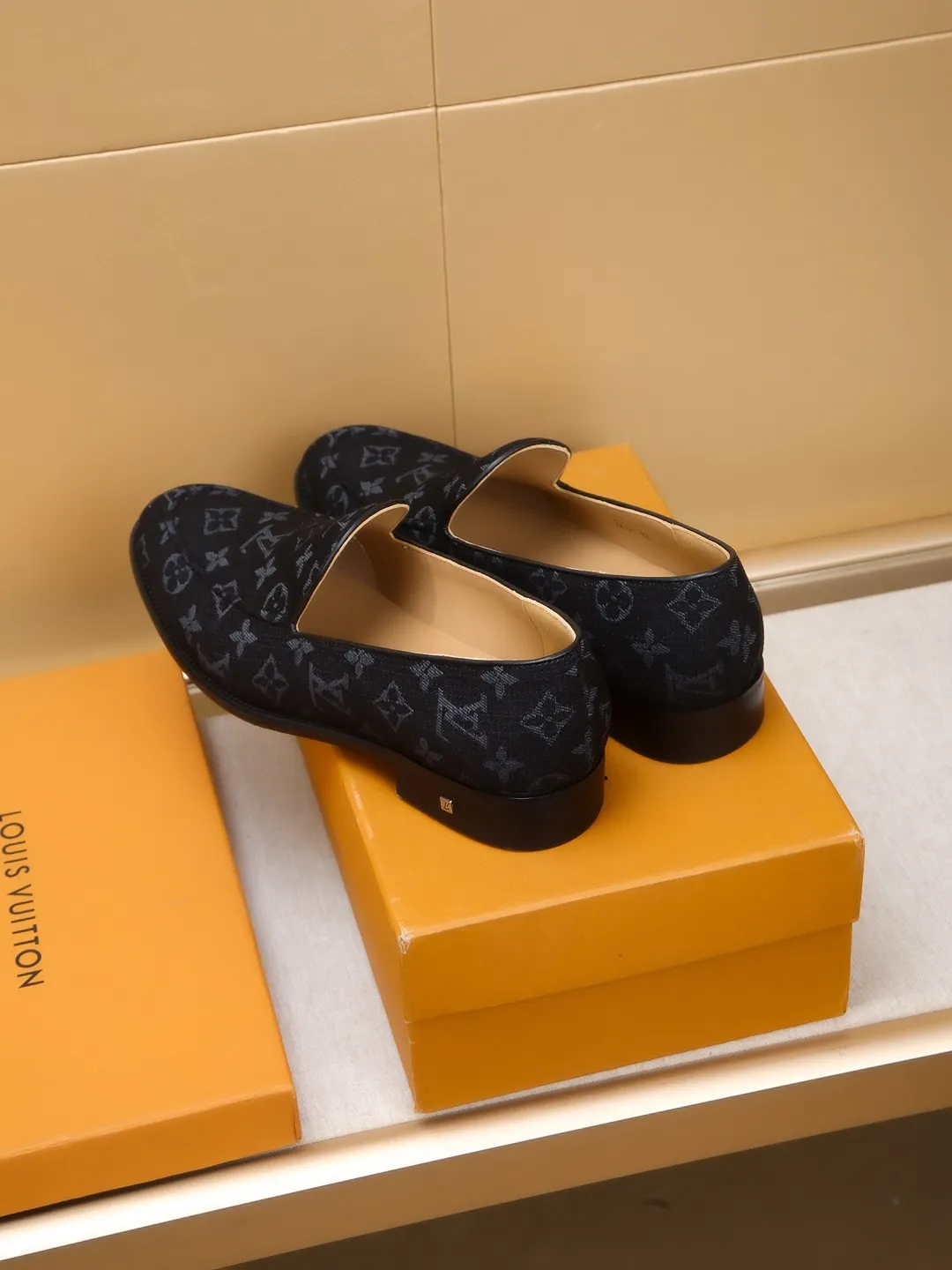 Luxury Men's Classic Slip On Shoes