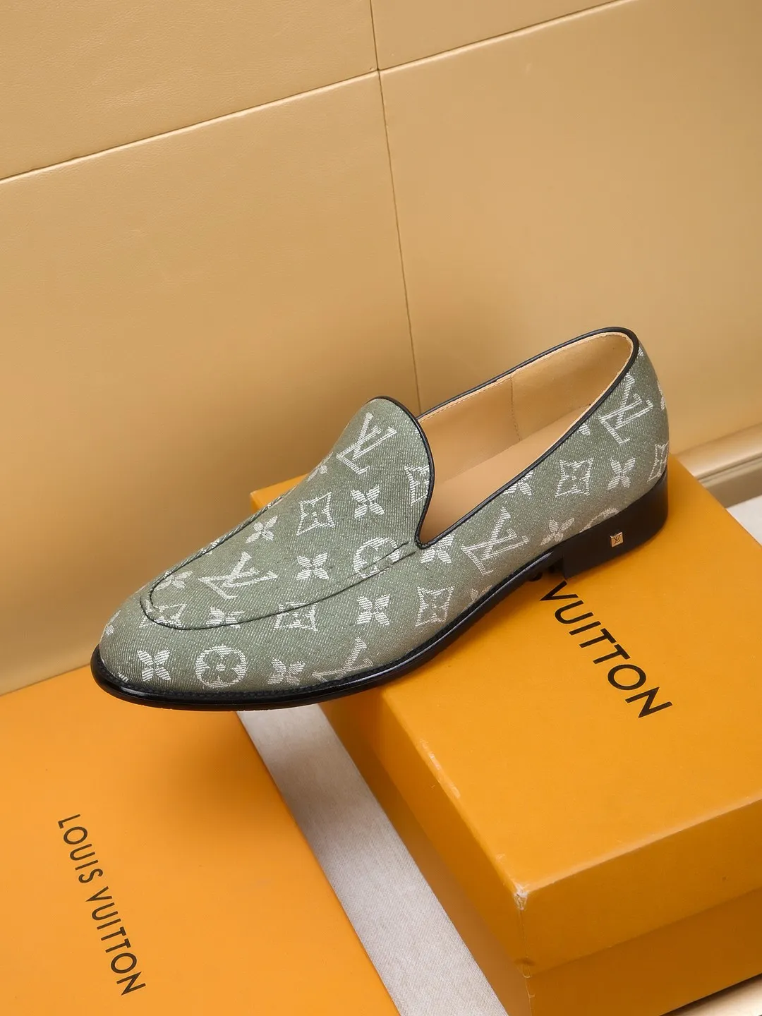 Luxury Men's Classic Slip On Shoes