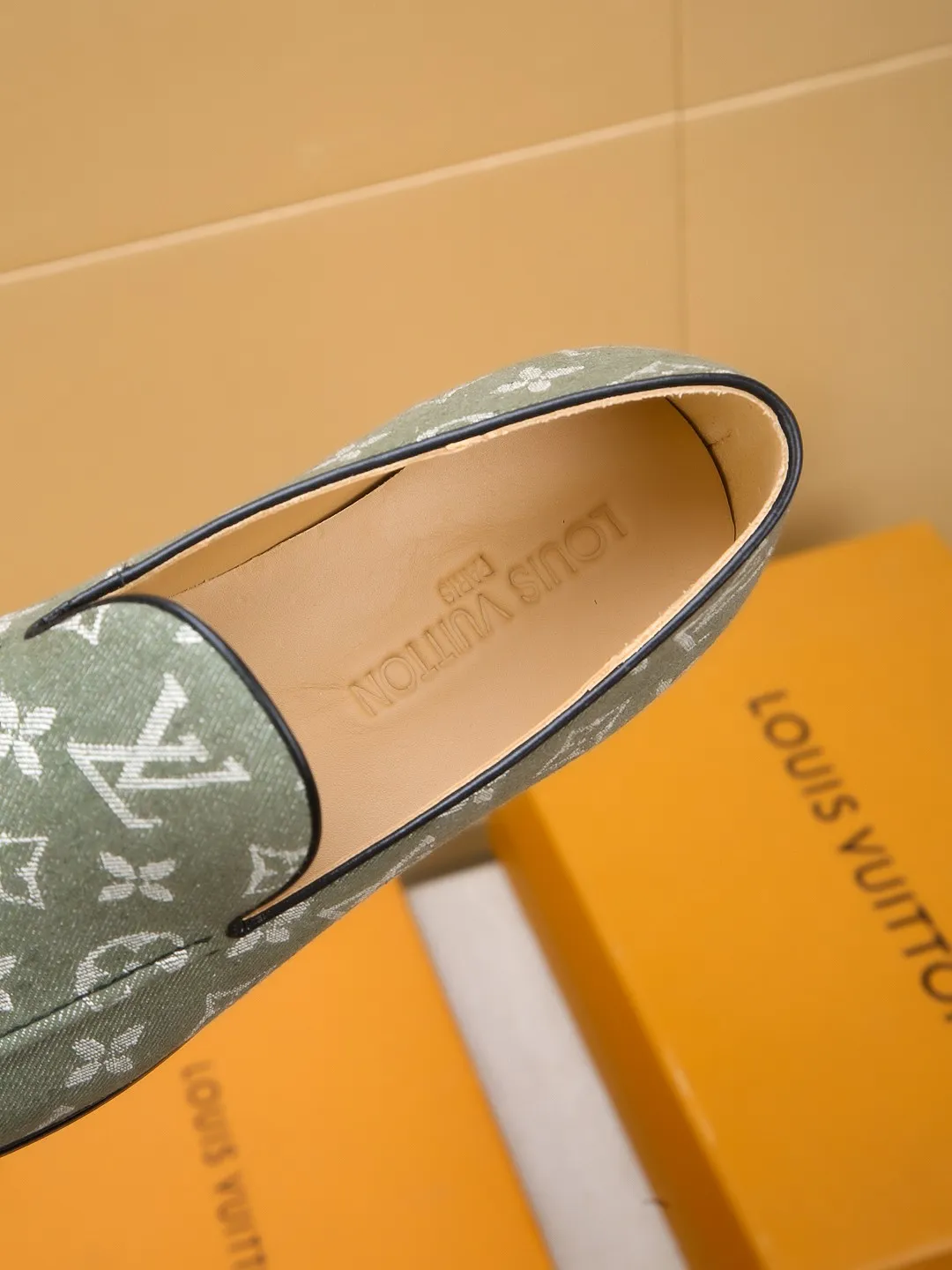 Luxury Men's Classic Slip On Shoes