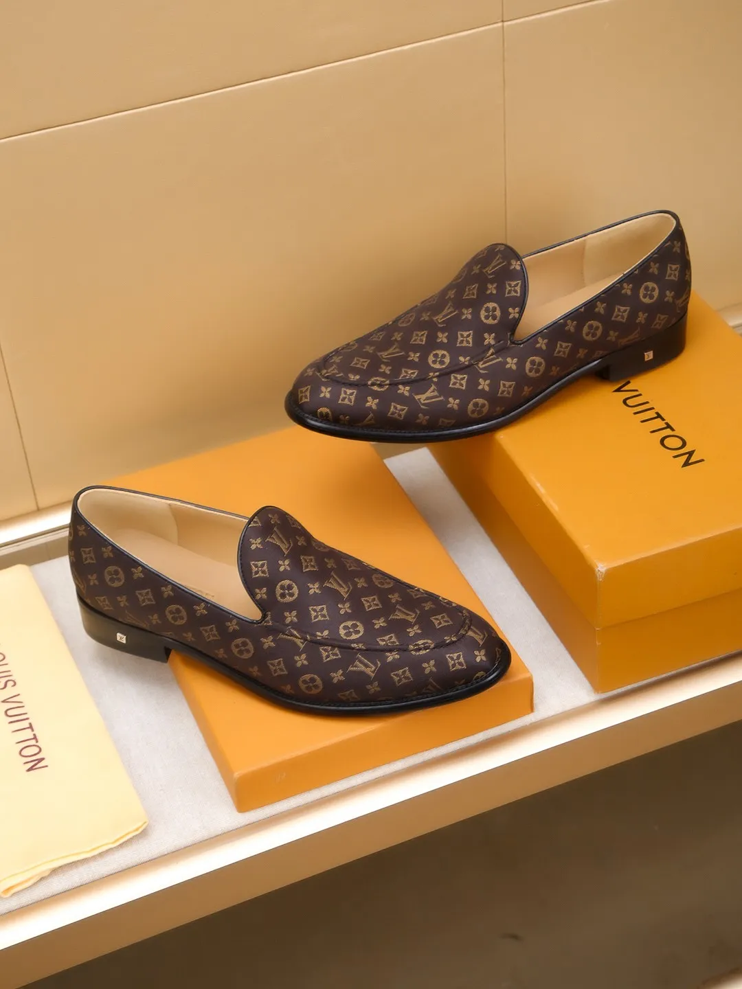 Luxury Men's Classic Slip On Shoes