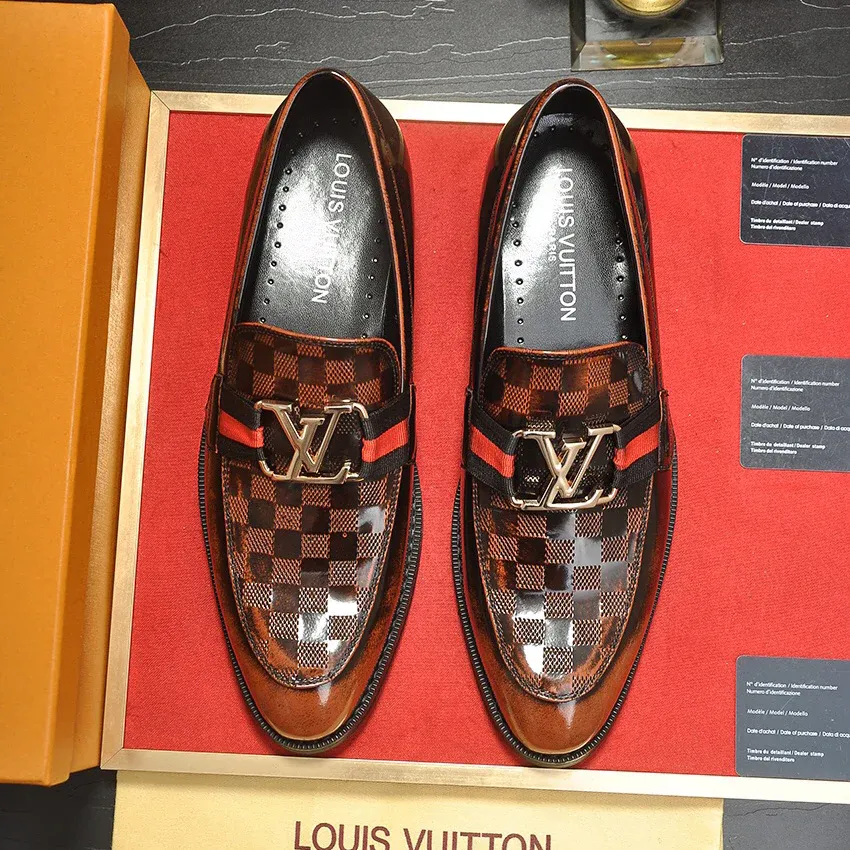 New cowhide formal shoes