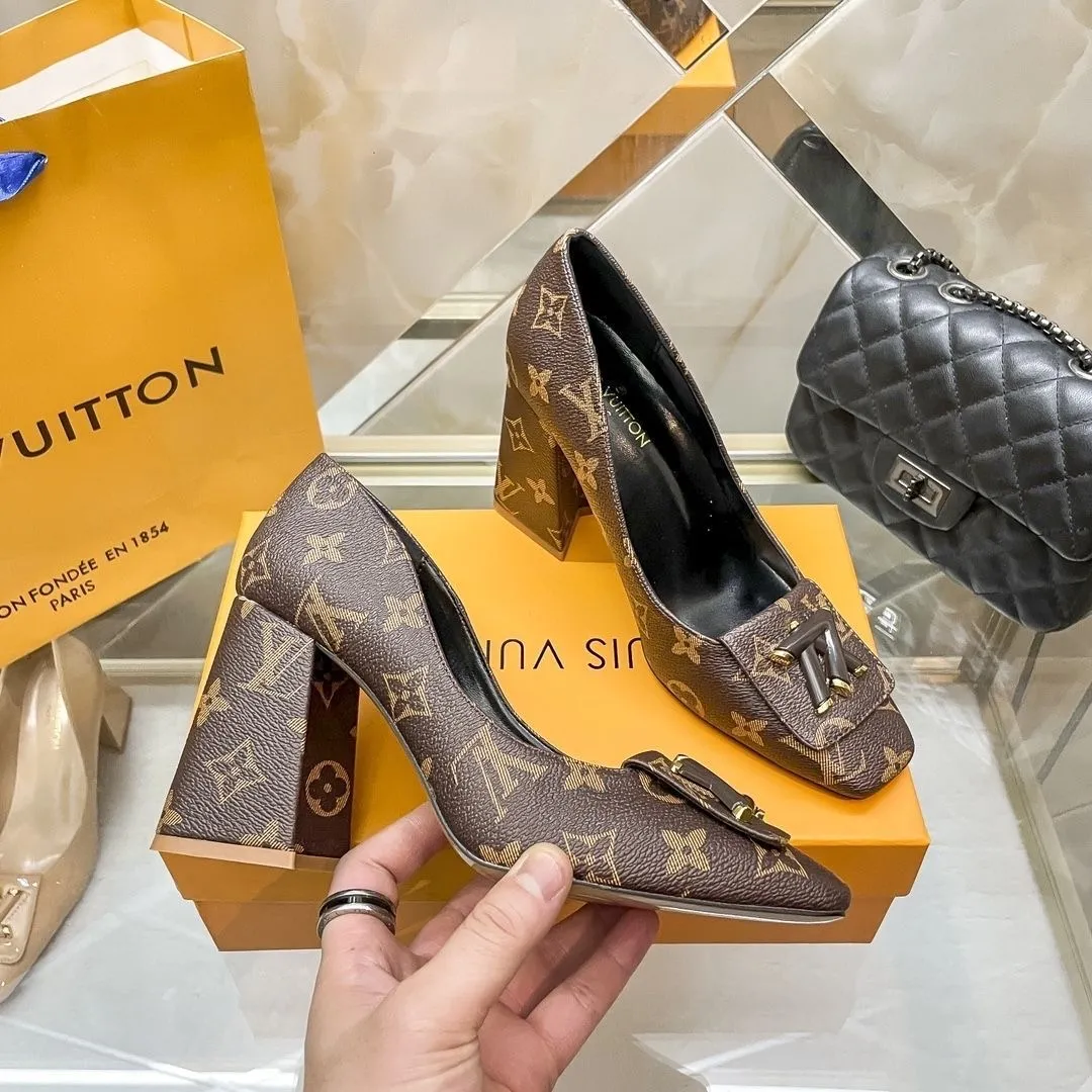 New Handmade Fashion V Logo Women's High heels XC042025052006