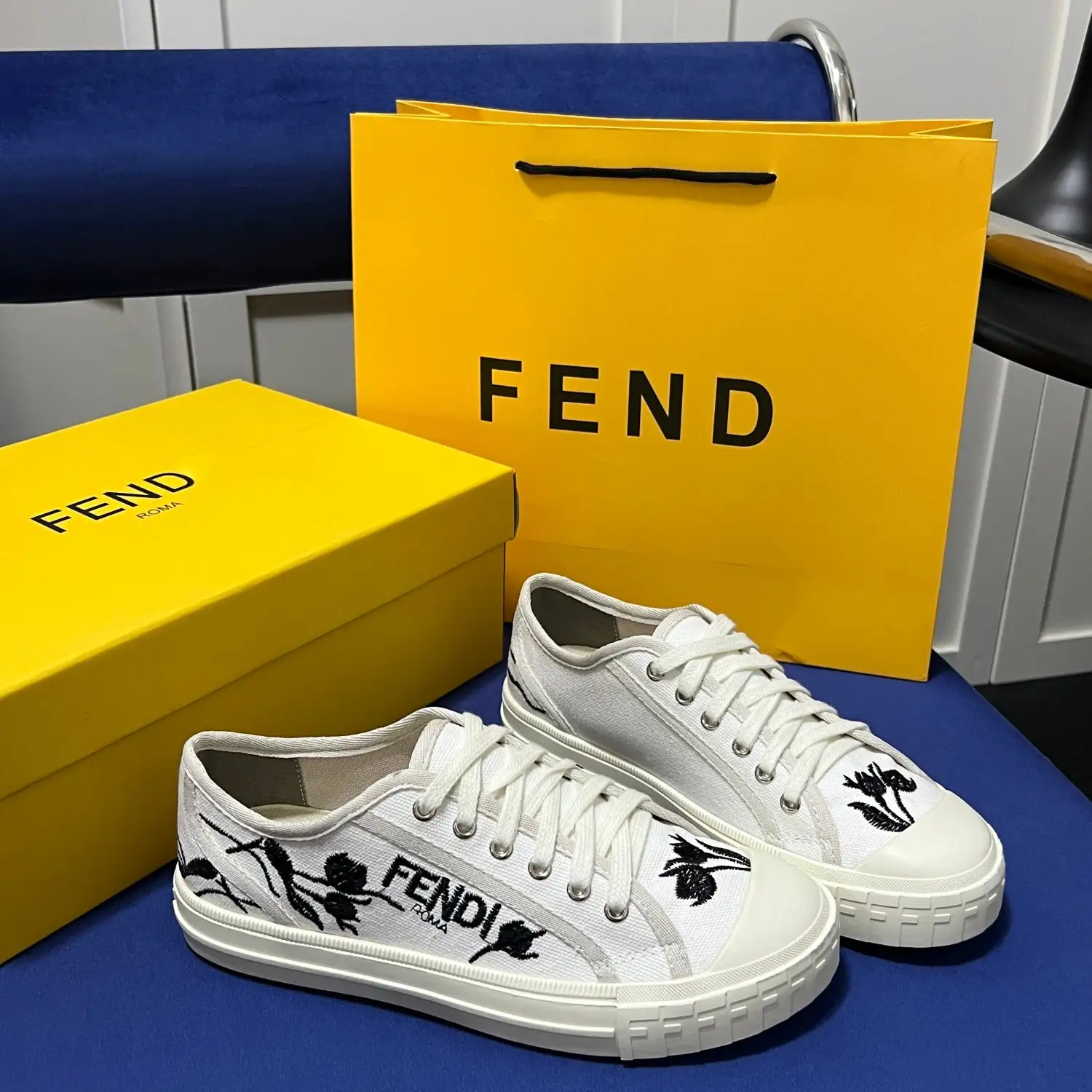 New women's all-match sports shoes