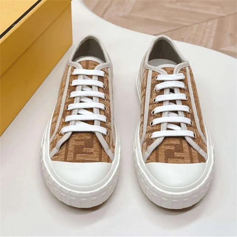 Women Domino Fabric Casual Style Sneaker