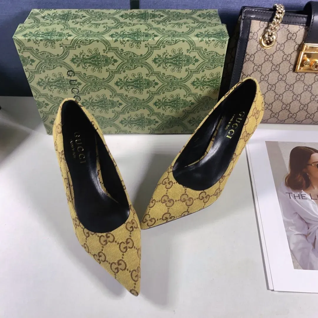 25 Ladies New Fashion Stylish Point-Toe Pumps