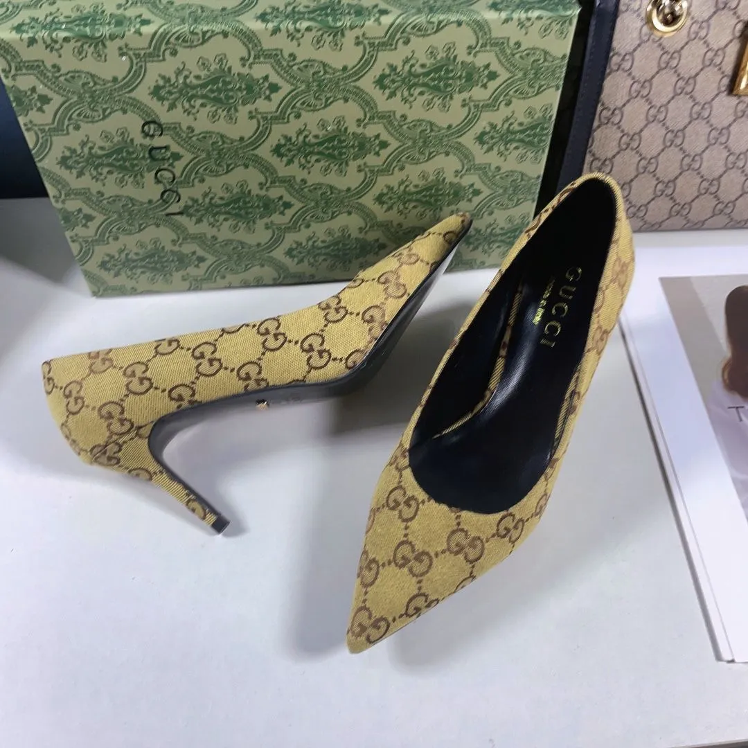 25 Ladies New Fashion Stylish Point-Toe Pumps