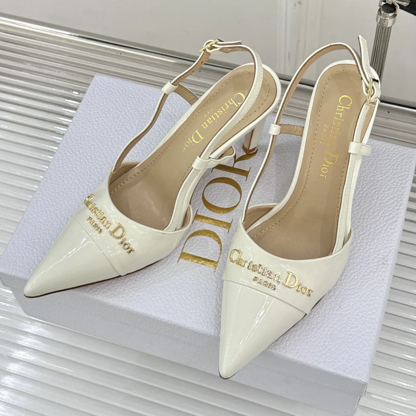 New pointed toe heel sandals