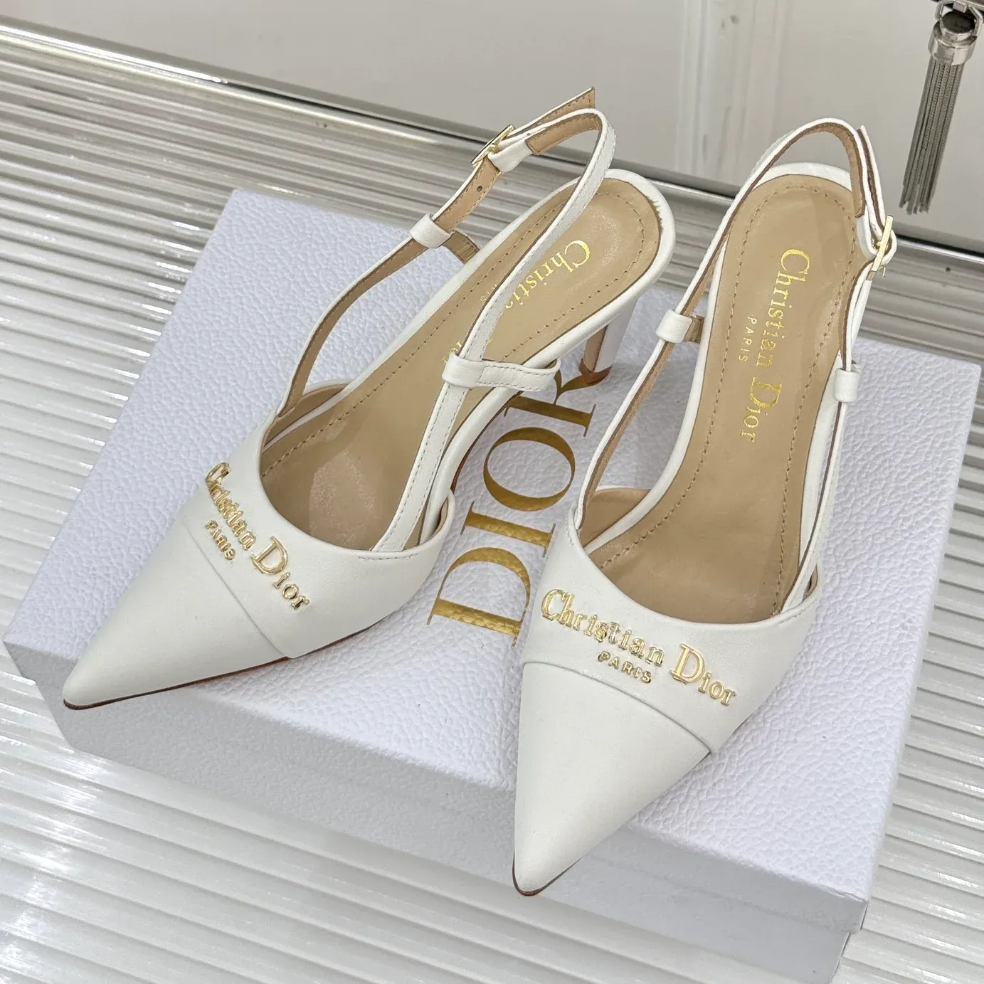 New pointed toe heel sandals