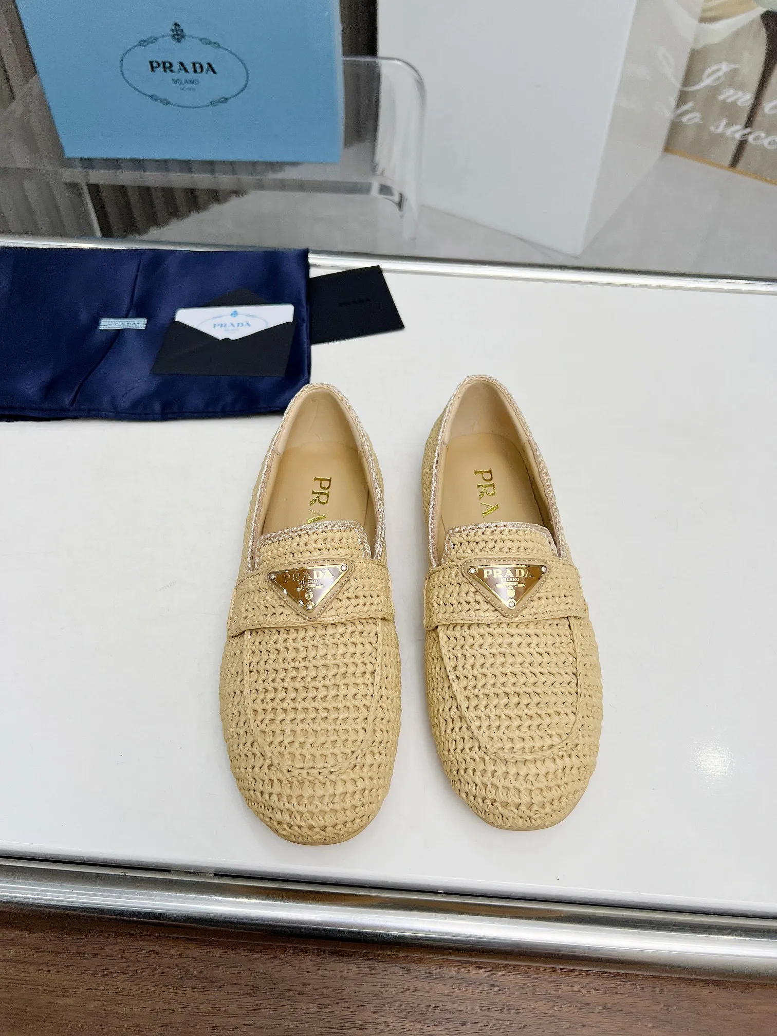 New Fashion Woven Slip-on Shoes
