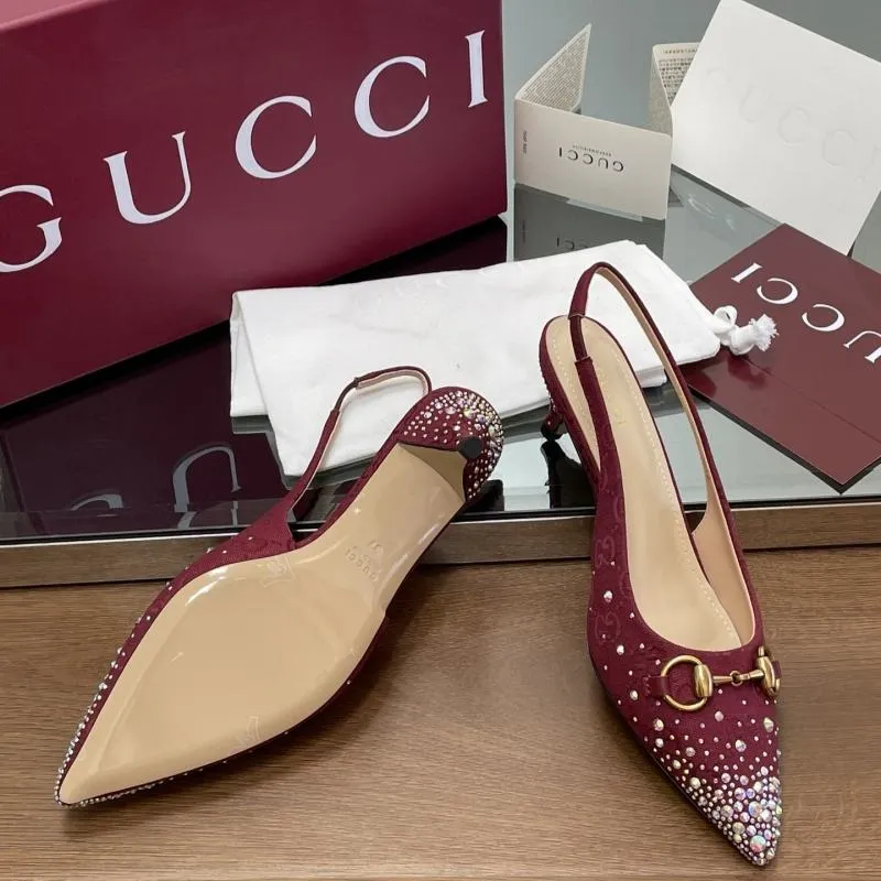 25 Women Pumps Diamond Decoration Slingback