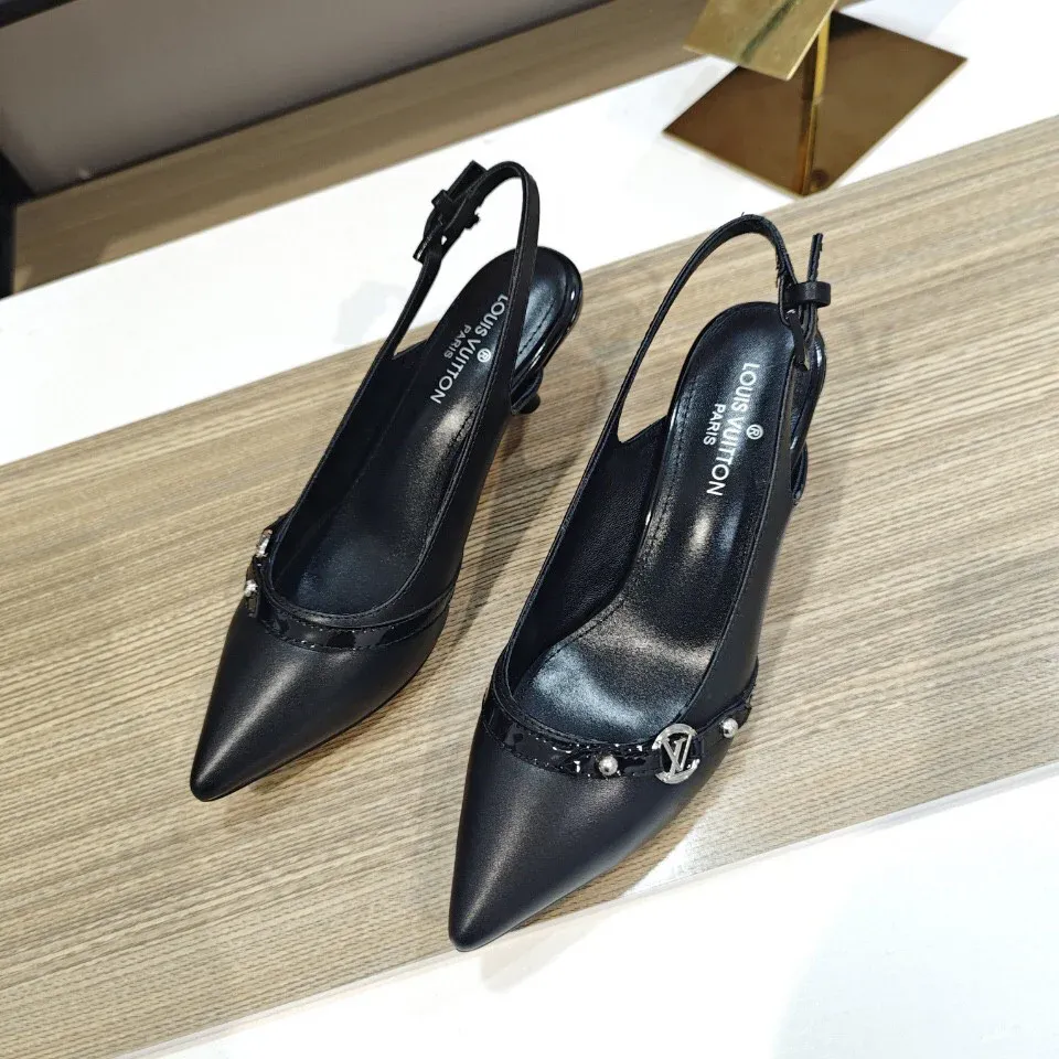 New fashion high heel sandals