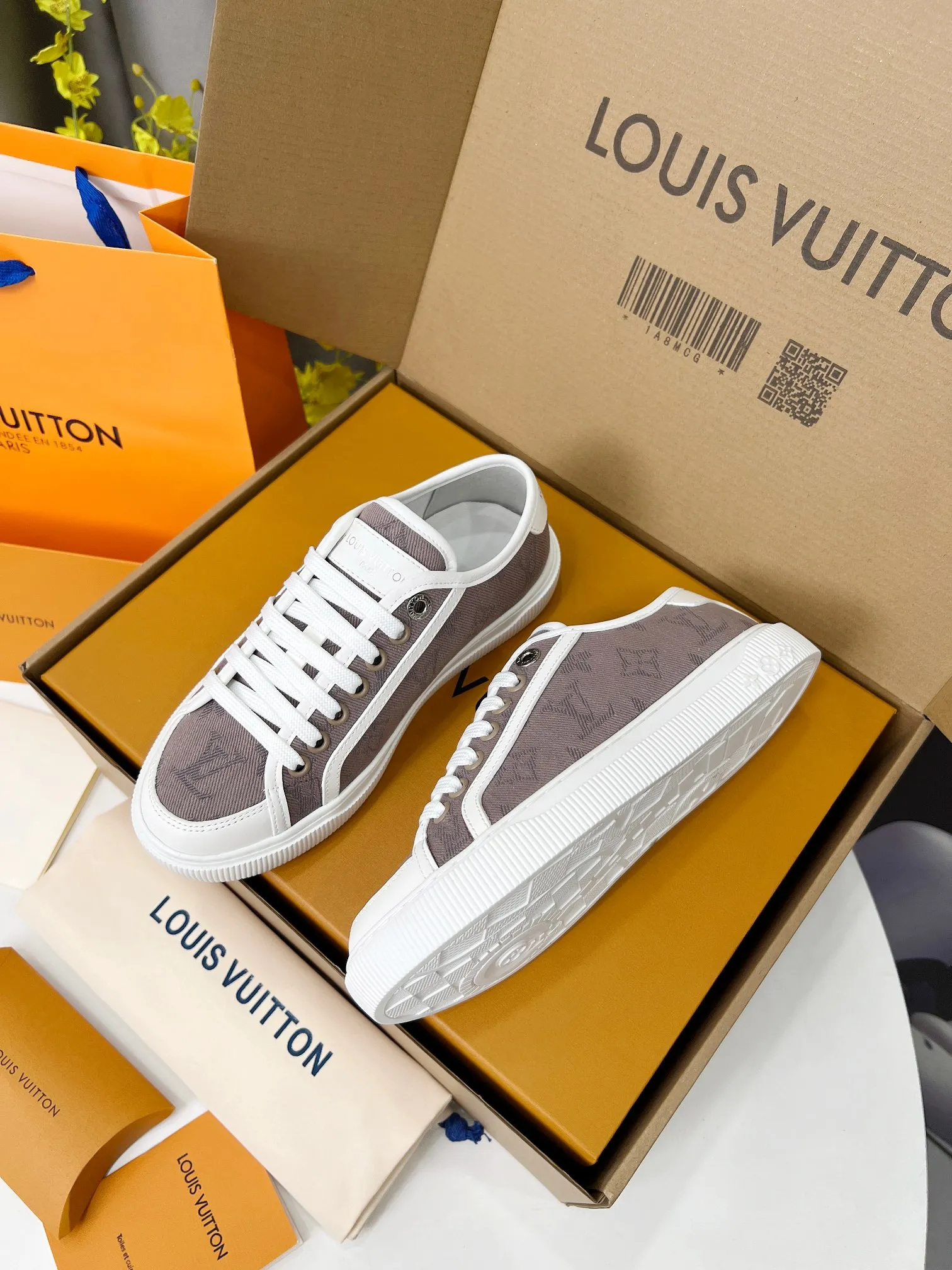 2025 Spring and Summer Multicolor Print Ladies Casual Shoes