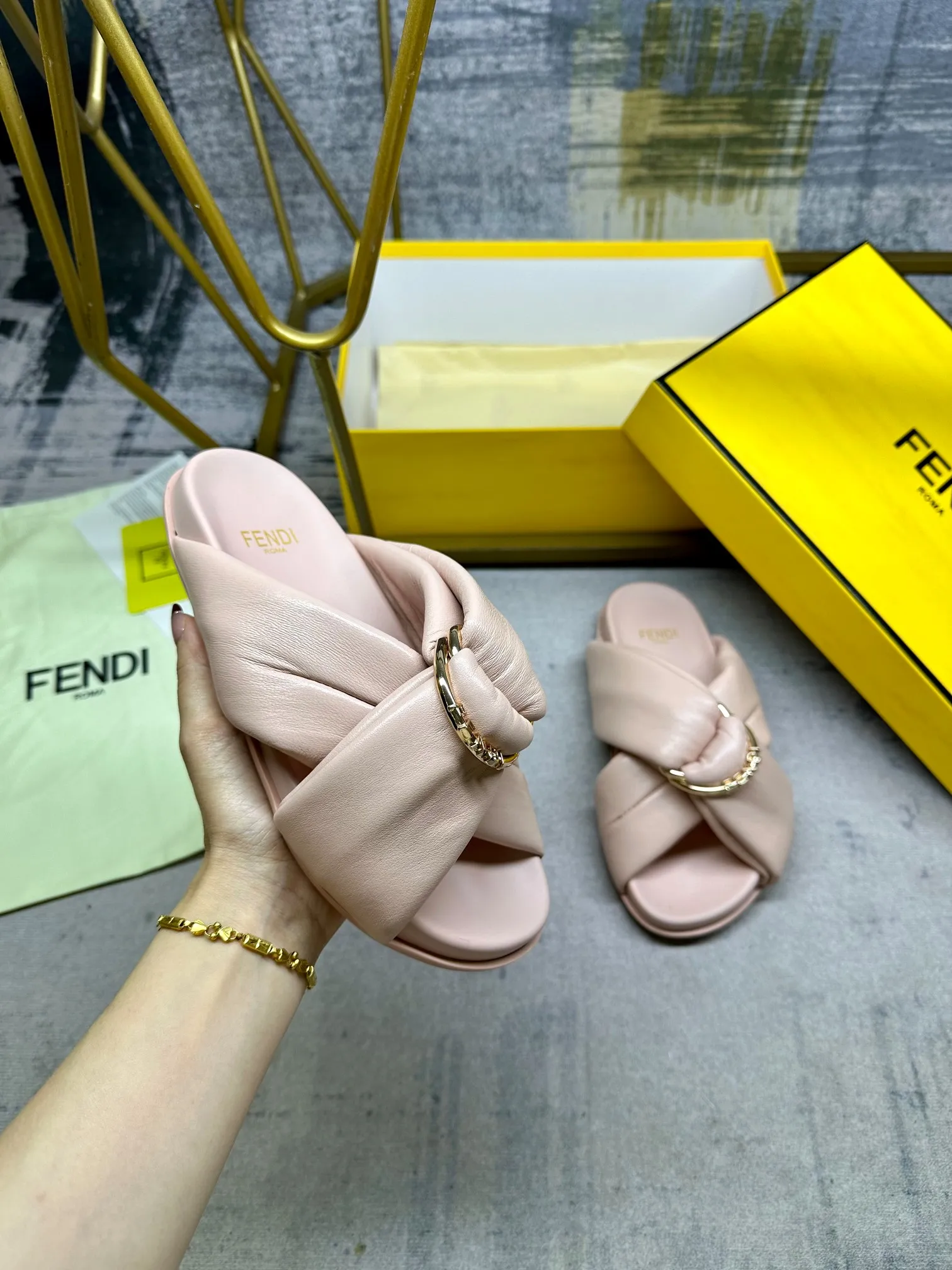 New Fashion Women's Slippers