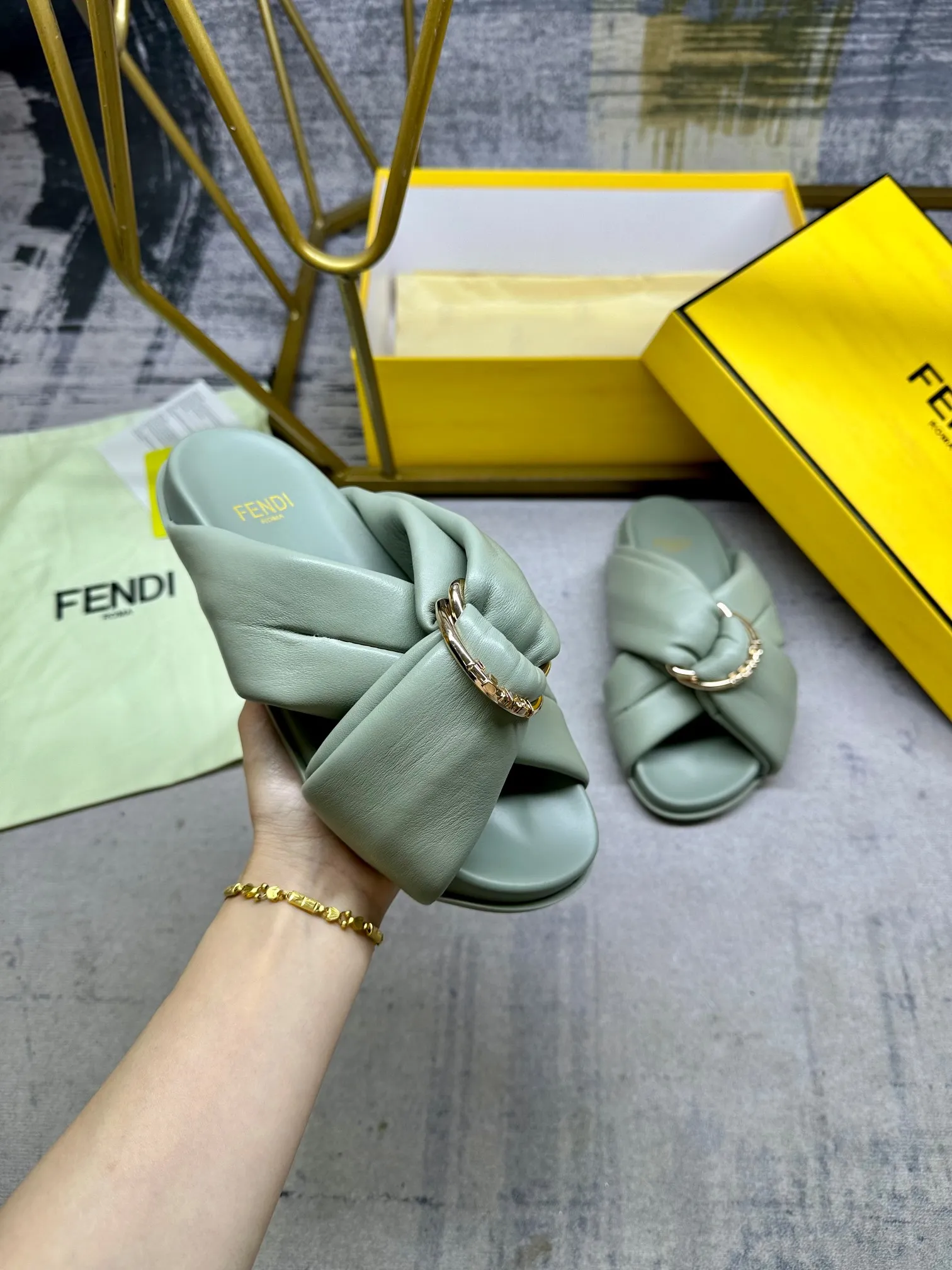 New Fashion Women's Slippers