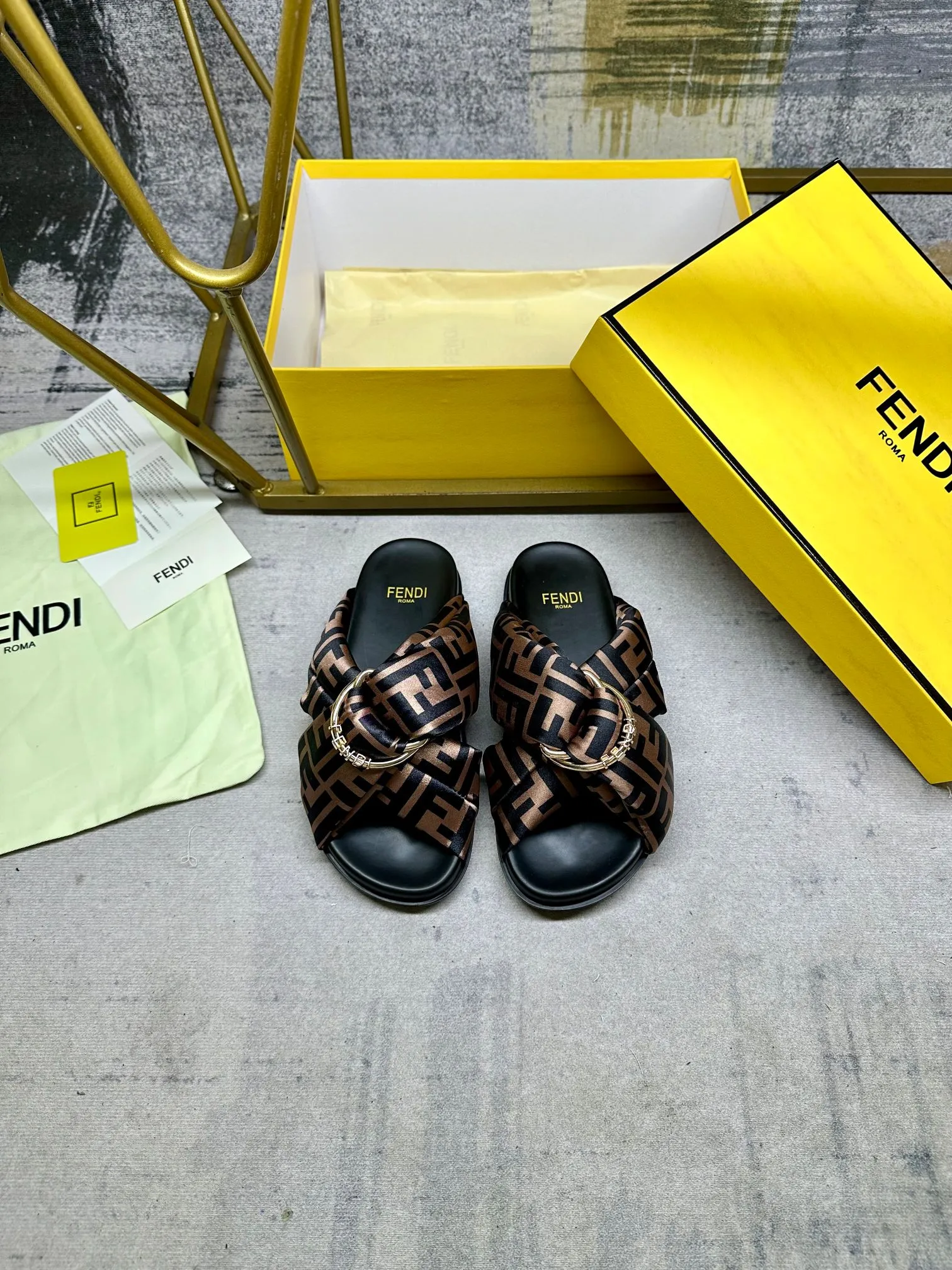 New Fashion Women's Slippers