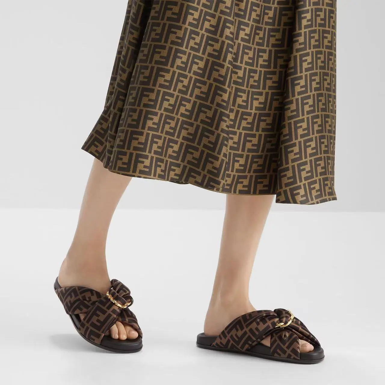 New Fashion Women's Slippers