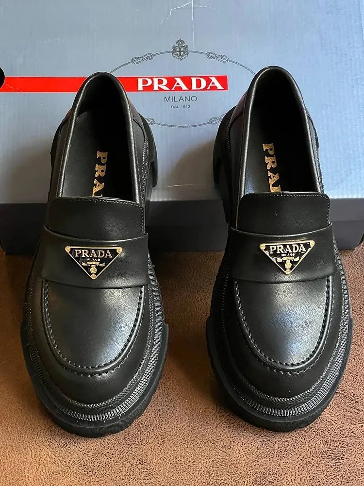 Monolith Brushed Loafers Black