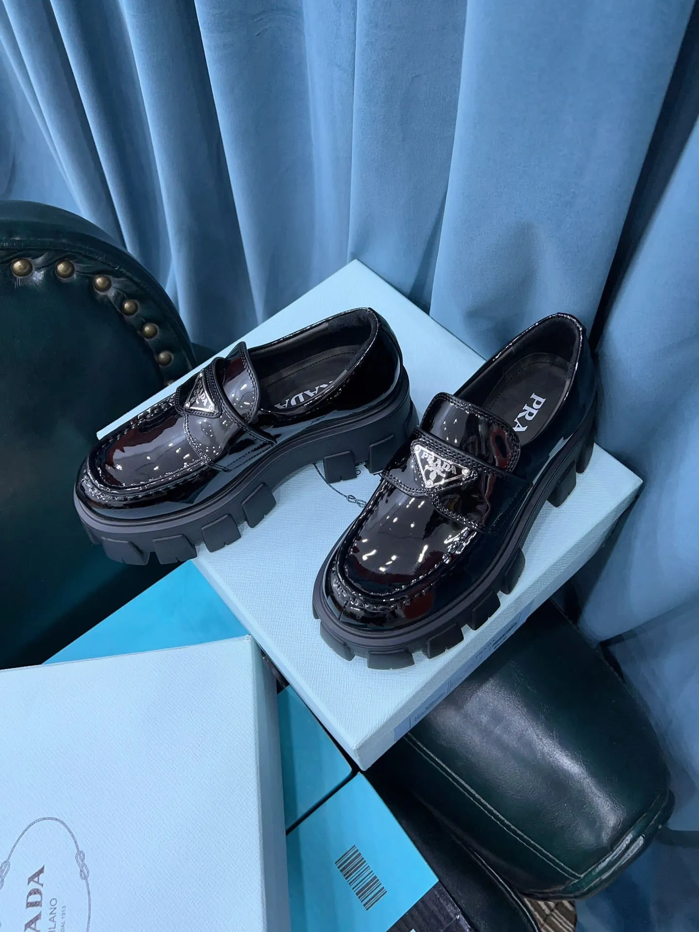 Monolith Brushed Loafers Black