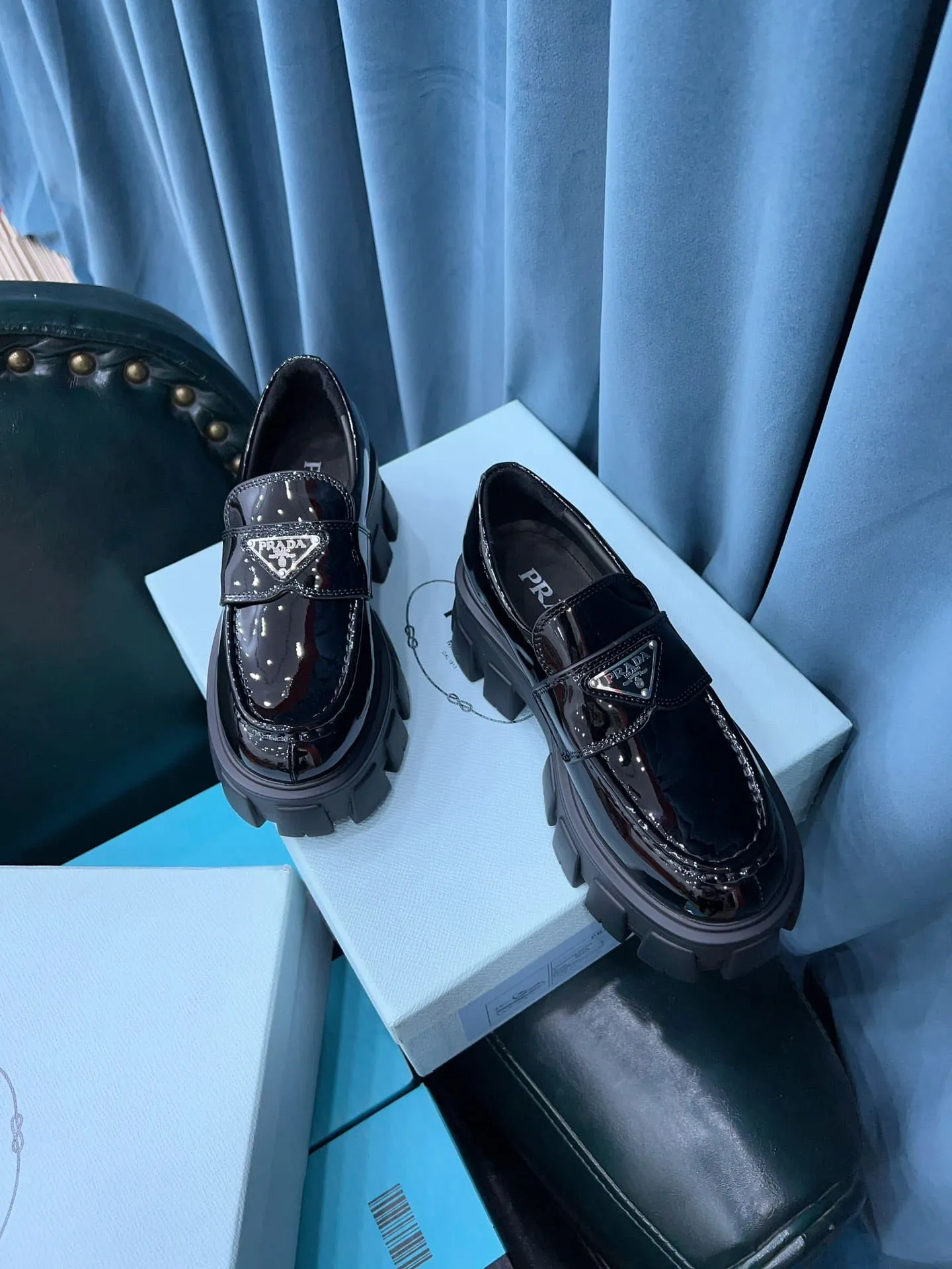 Monolith Brushed Loafers Black