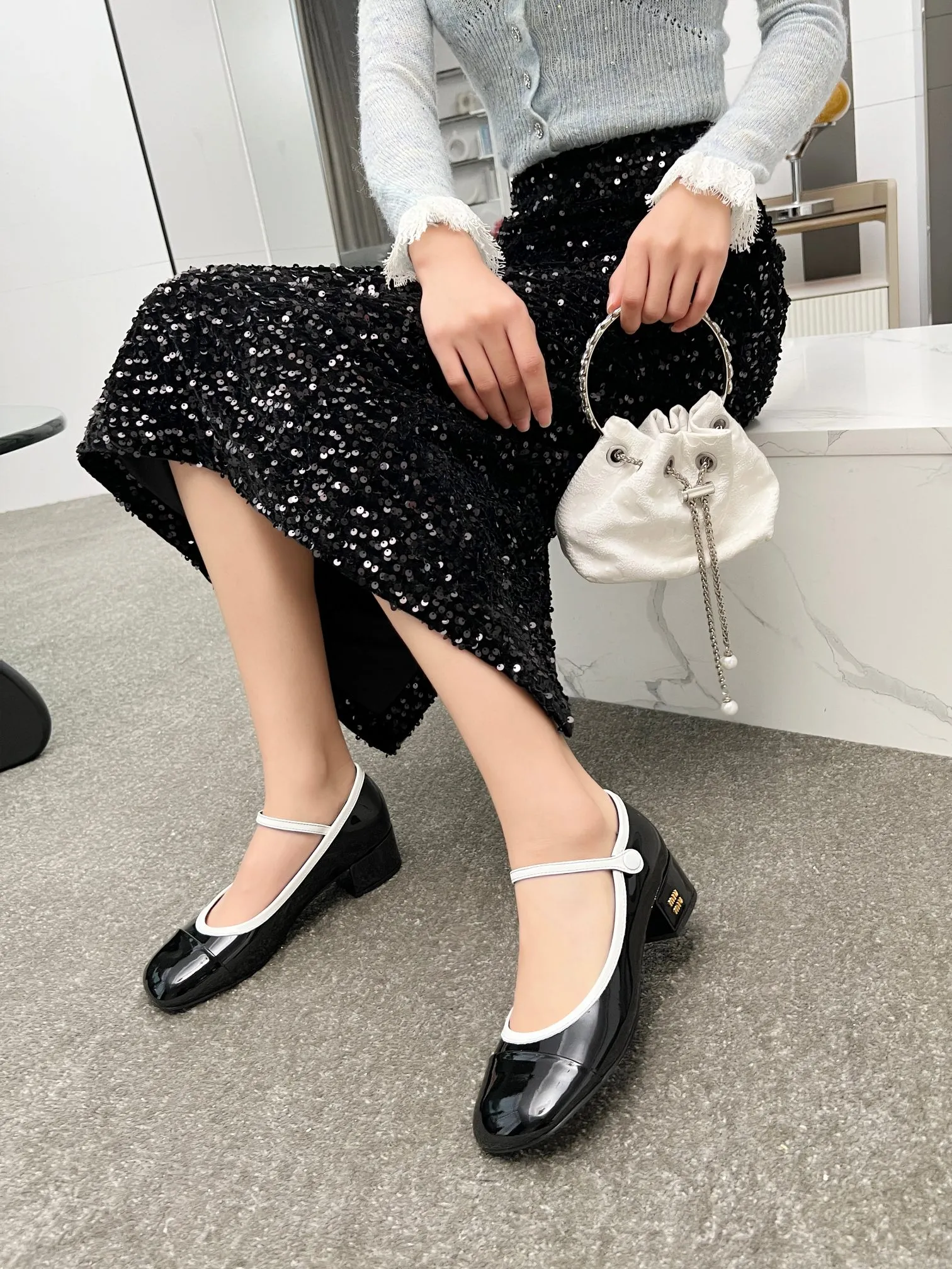 Early Spring Catwalk New Style Slip-on High Heels