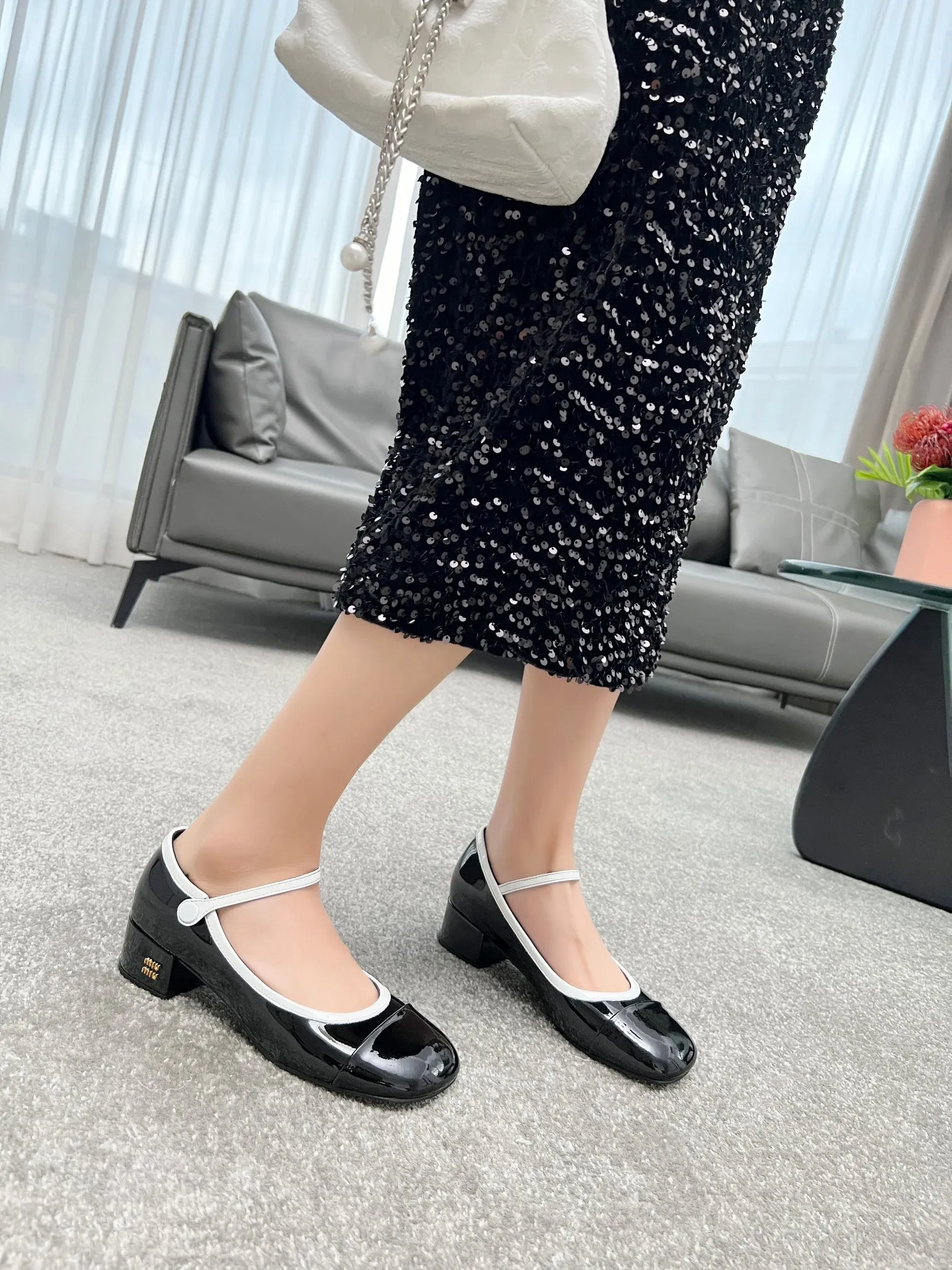 Early Spring Catwalk New Style Slip-on High Heels
