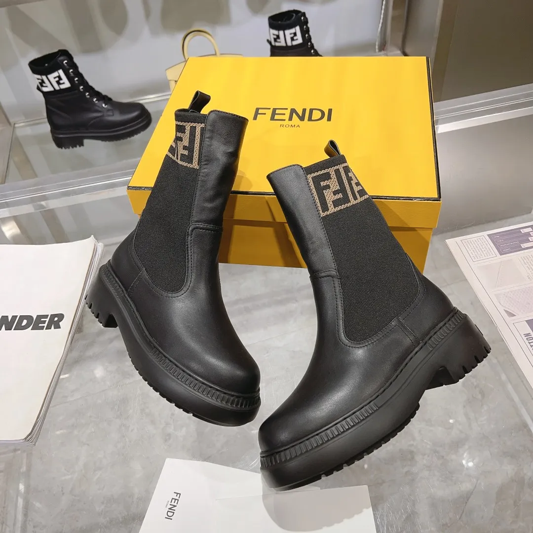 Thick Sole Woven Patchwork Fashionable Martin Boots