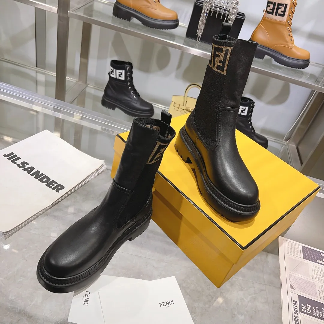 Thick Sole Woven Patchwork Fashionable Martin Boots