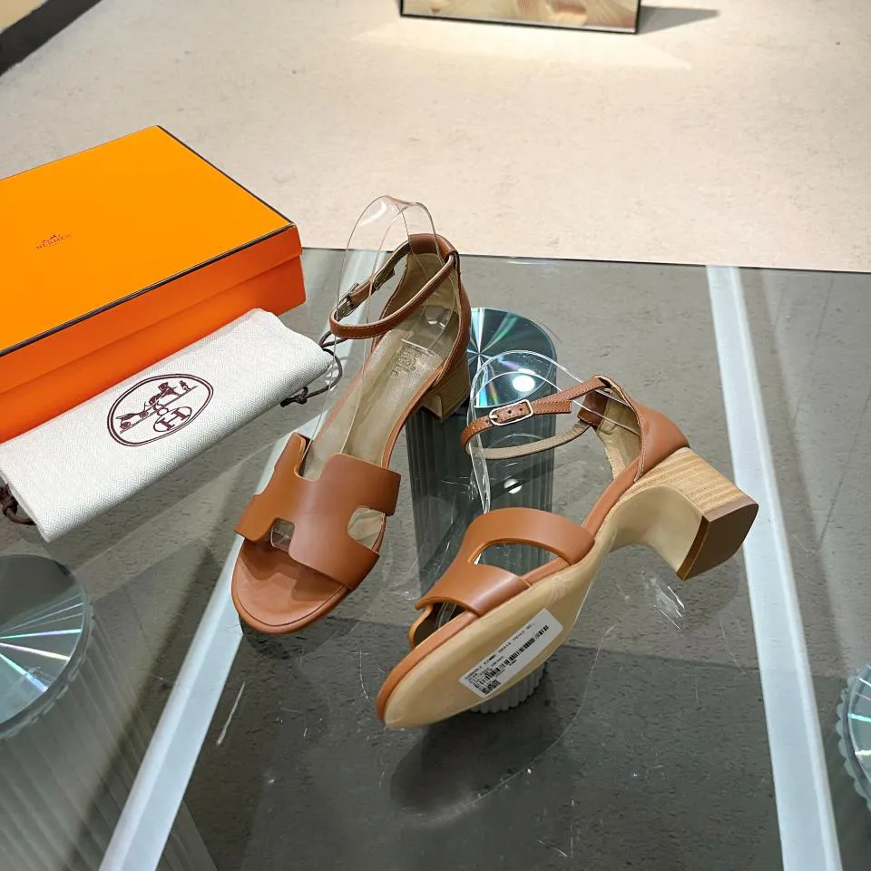 Fashionable round toe 5cm high heel sandals