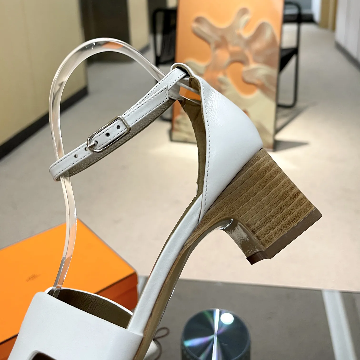 Fashionable round toe 5cm high heel sandals