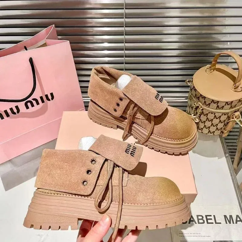 frosted genuine leather Martin boots