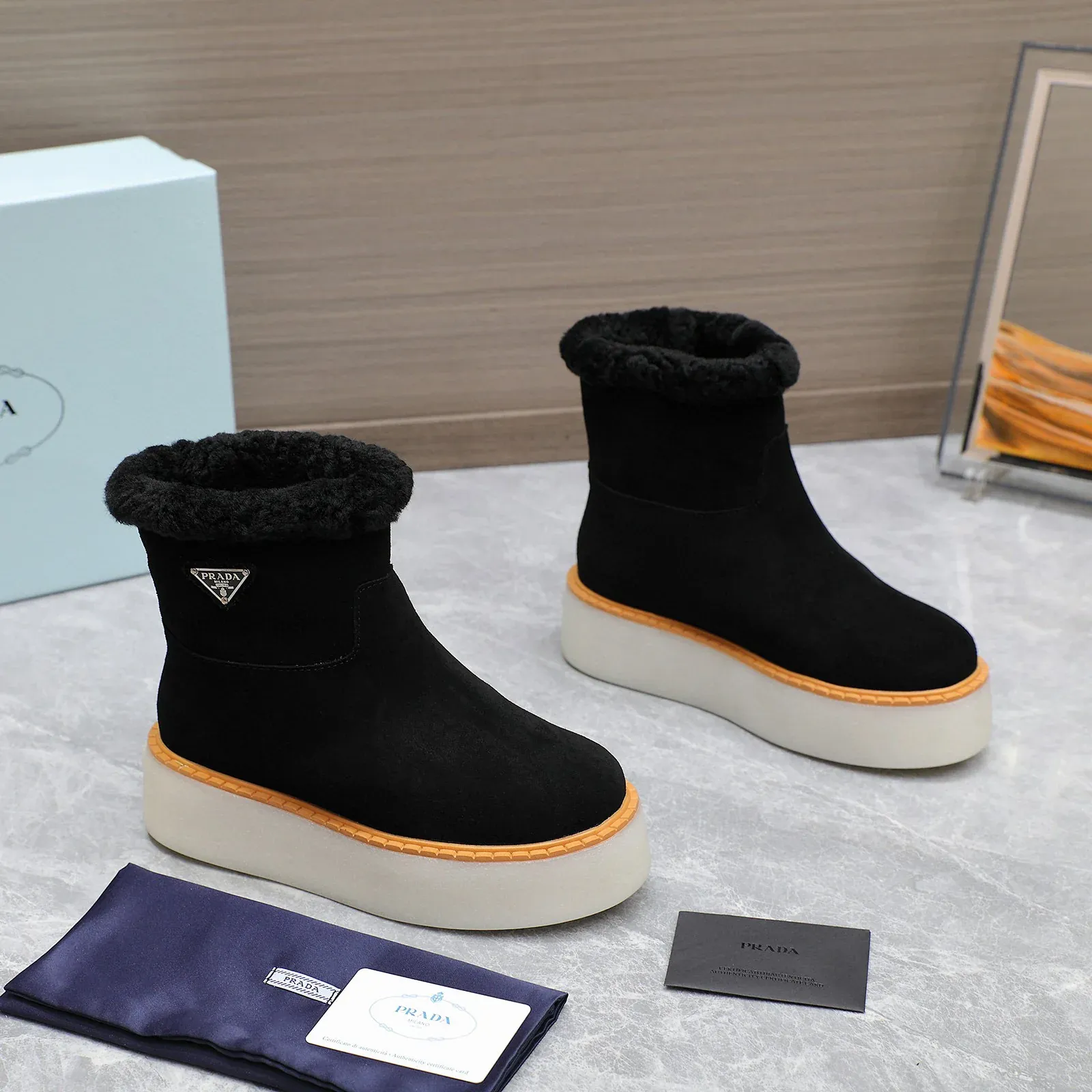 New versatile thick soled wool boots