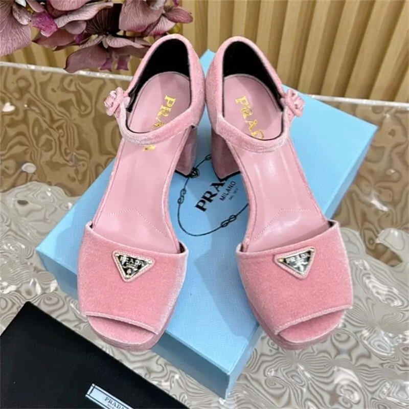 Women Velvet Heel Pump