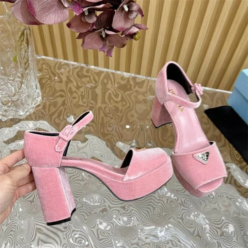 Women Velvet Heel Pump