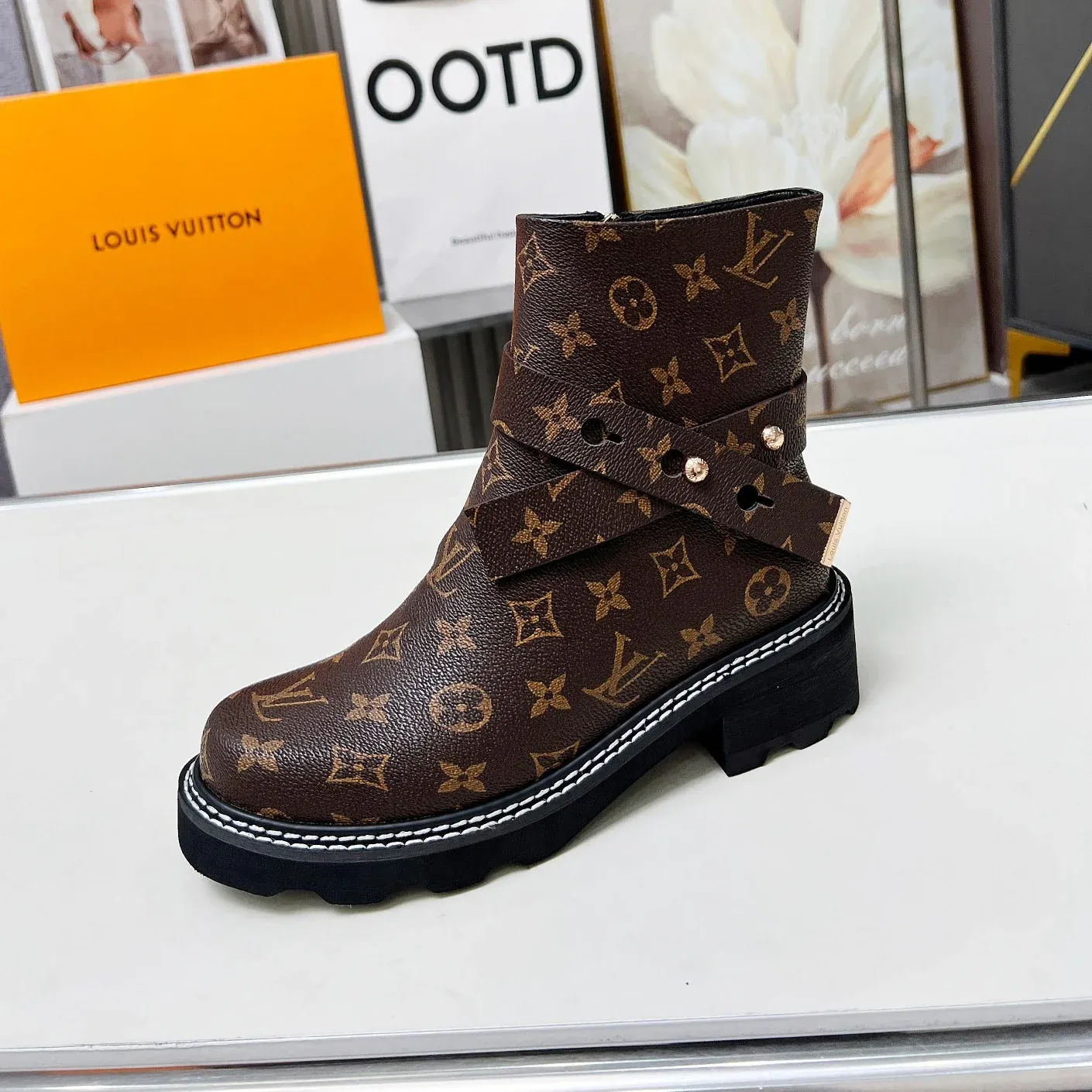 Women's Casual Fashion Leather Boots